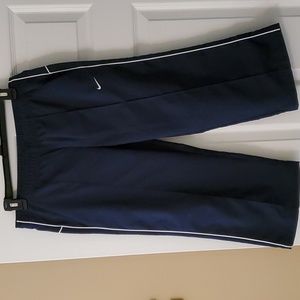 Navy Nike capris